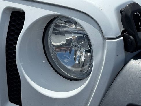Used 2023 Jeep Wrangler Unlimited Sport AWD/4WD image 24