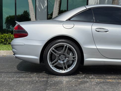 Used 2005 Mercedes-Benz SL 65 AMG image 38