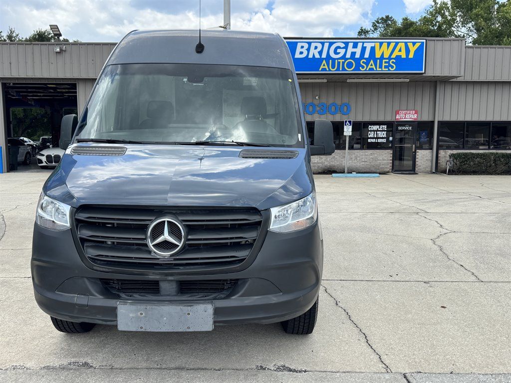 Used 2019 Mercedes-Benz Sprinter 144 image 3