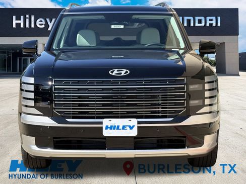 Certified 2026 Hyundai Palisade Calligraphy AWD/4WD image 8