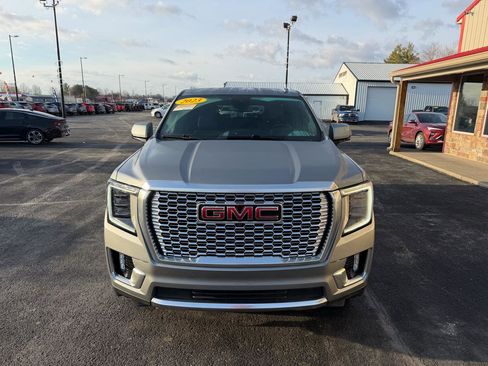 Used 2023 GMC Yukon Denali image 11