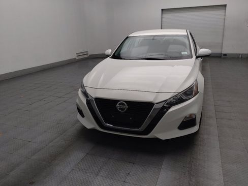 Used 2020 Nissan Altima 2.5 S FWD image 15