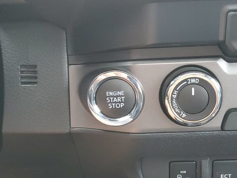 Certified 2021 Toyota Tacoma TRD Sport w/ TRD Premium Sport Package AWD/4WD image 30