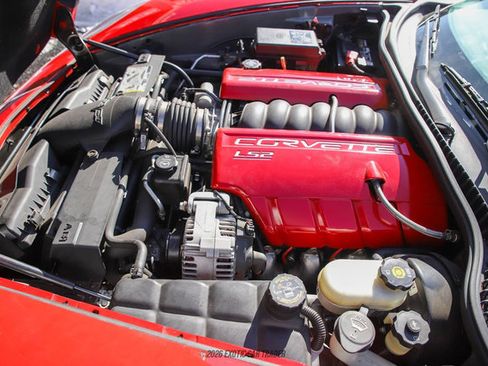 Used 2007 Chevrolet Corvette Convertible w/ Preferred Equipment Group RWD image 23
