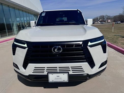 Used 2024 Lexus GX 550 w/ Accessory Package (Z1) image 6