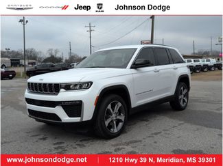 New 2026 Jeep Grand Cherokee Limited video 1