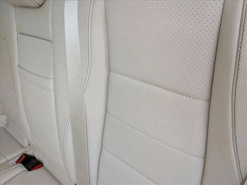 Used 2022 Mercedes-Benz GLE 350 image 15