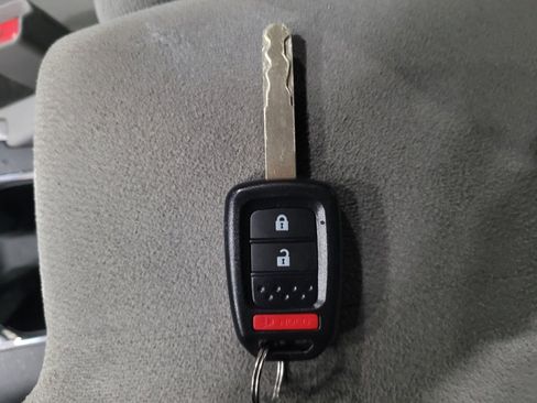 Used 2013 Honda Accord LX image 32