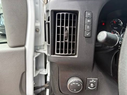Used 2024 GMC Savana 2500 w/ Driver Convenience Package RWD image 30