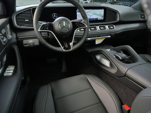 New 2026 Mercedes-Benz GLE 450 4MATIC image 2