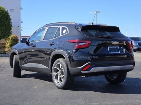 New 2026 Chevrolet Trax LT w/ Driver Confidence Package image 20