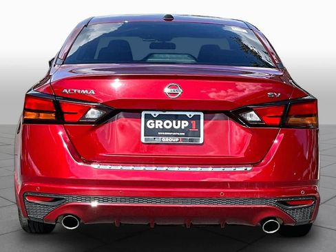 Used 2022 Nissan Altima 2.5 SV w/ SV Premium Package FWD image 9