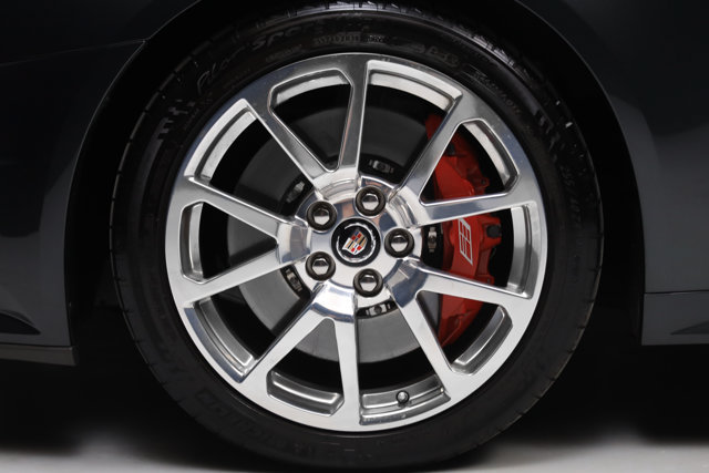 Used 2015 Cadillac CTS V RWD image 5