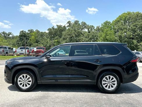 Used 2025 Toyota Grand Highlander AWD image 12