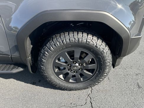 New 2024 Toyota Land Cruiser image 10