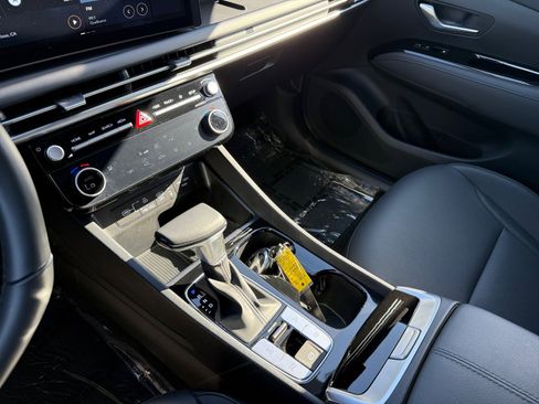 Certified 2025 Hyundai Santa Cruz XRT image 13