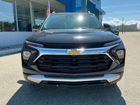 Used 2025 Chevrolet TrailBlazer LT w/ Driver Confidence Package AWD/4WD image 15