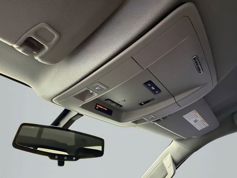 Used 2018 Chevrolet Silverado 1500 LT w/ All Star Edition image 28