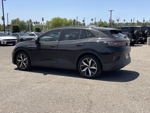 Used 2023 Volkswagen ID.4 Pro S RWD image 4