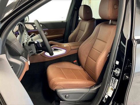 New 2026 Mercedes-Benz GLS 450 4MATIC image 9