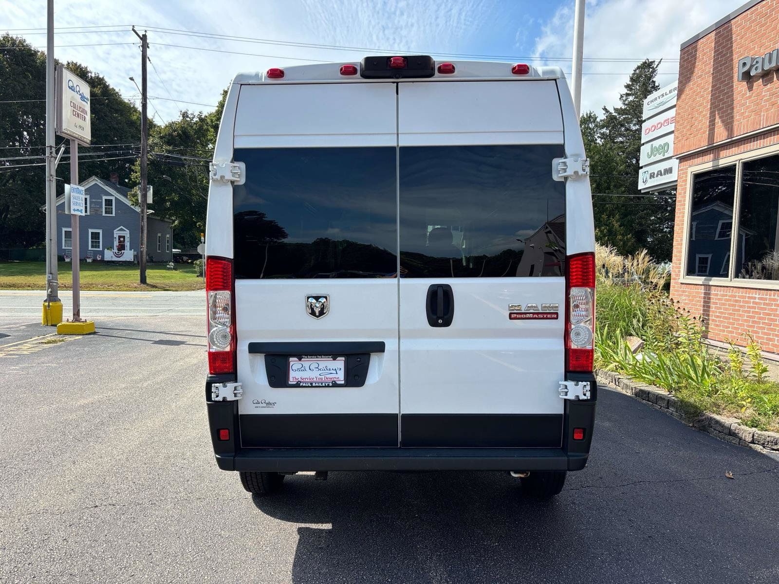 Used 2021 RAM ProMaster 2500 FWD image 5