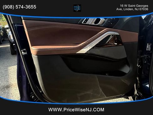 Used 2021 BMW X6 M50i w/ Executive Package image 7