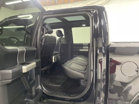 Used 2017 Ford F150 Lariat w/ Equipment Group 502A Luxury image 13