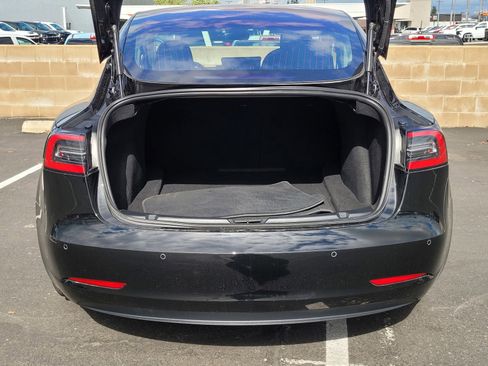 Used 2018 Tesla Model 3 Long Range image 27