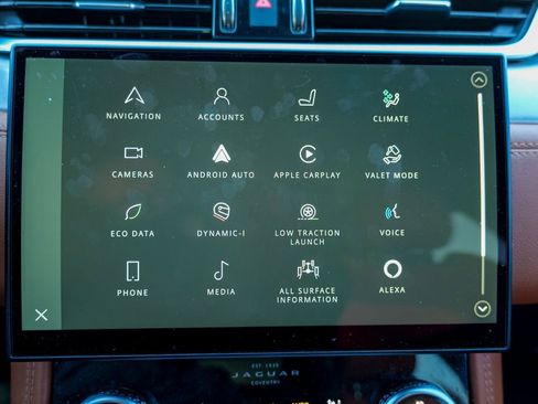 Used 2023 Jaguar F-PACE R-Dynamic S image 54