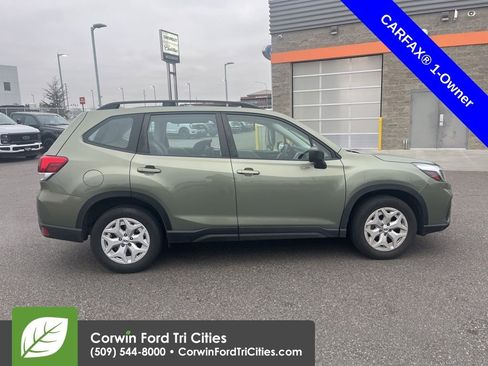 Used 2021 Subaru Forester image 7