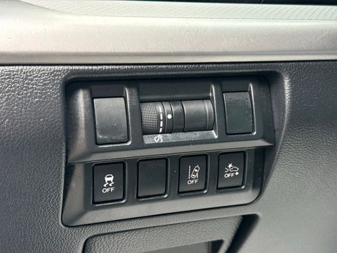 Used 2019 Subaru Outback 2.5i image 17