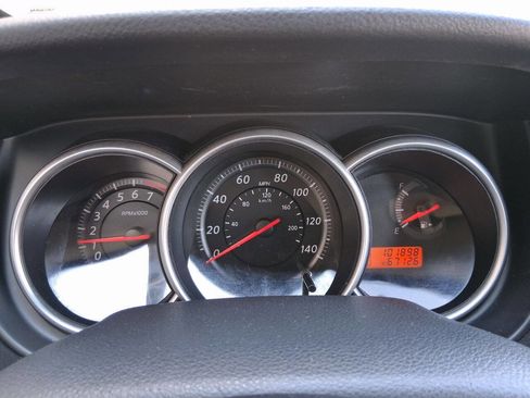 Used 2011 Nissan Versa 1.8 S w/ Plus Pkg image 16