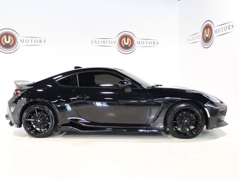 Used 2022 Toyota GR86 Premium RWD image 5