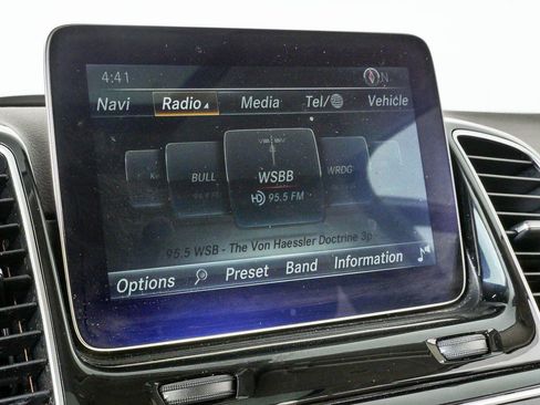 Used 2017 Mercedes-Benz GLS 450 4MATIC image 13