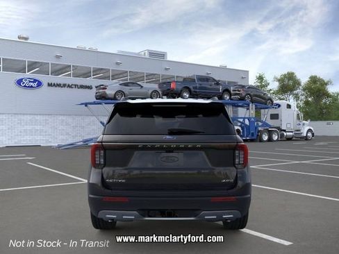 New 2026 Ford Explorer Active AWD/4WD image 5