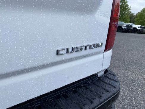 New 2025 Chevrolet Silverado 2500 Custom w/ Custom Value Package image 31