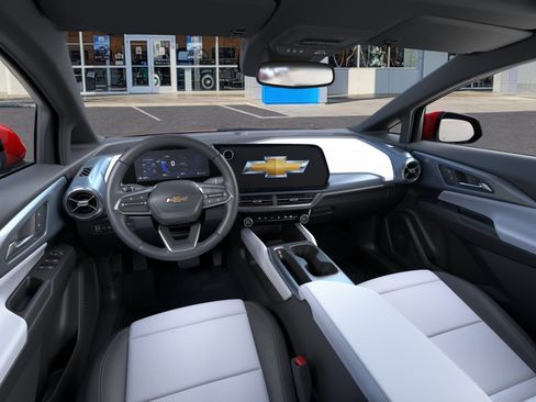 New 2025 Chevrolet Equinox EV LT FWD image 15