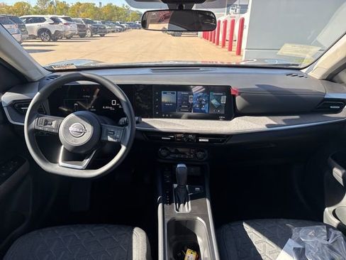New 2026 Nissan Kicks SV w/ SV Premium Package FWD image 10