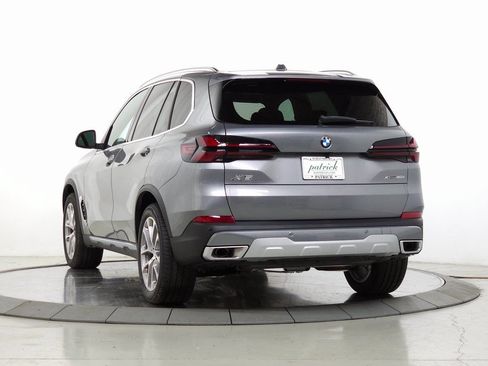 Used 2026 BMW X5 xDrive40i w/ Climate Comfort Package AWD/4WD image 5