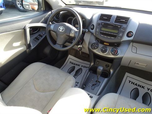 Used 2011 Toyota RAV4 4WD w/ Base L4 Extra Value Pkg image 16
