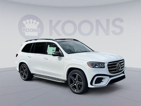 New 2026 Mercedes-Benz GLS 450 4MATIC image 2