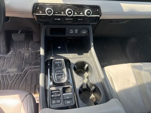 Used 2024 Honda Pilot EX-L image 18