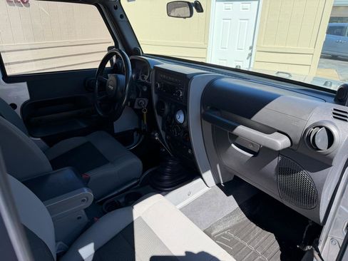 Used 2010 Jeep Wrangler Sport image 5