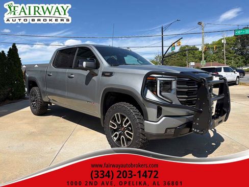 Used 2026 GMC Sierra 1500 AT4 w/ AT4 Premium Package AWD/4WD image 4