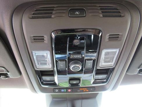 New 2026 Cadillac Escalade ESV Luxury image 30