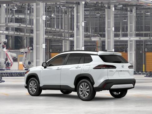 New 2026 Toyota Corolla Cross LE w/ Moonroof Package FWD image 8