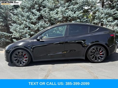 Used 2023 Tesla Model Y Performance AWD/4WD image 4