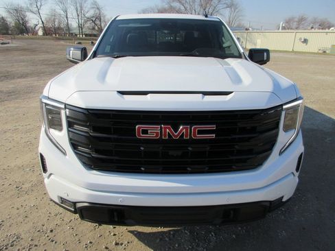 New 2026 GMC Sierra 1500 Elevation w/ Elevation Premium Package AWD/4WD image 11