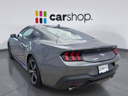 Used 2024 Ford Mustang Coupe RWD image 3