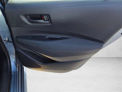 Used 2022 Toyota Corolla LE FWD image 30